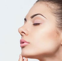 Увеличение губ гиалуроновой кислотой одна из самых популярных косметологических процедур в Москве